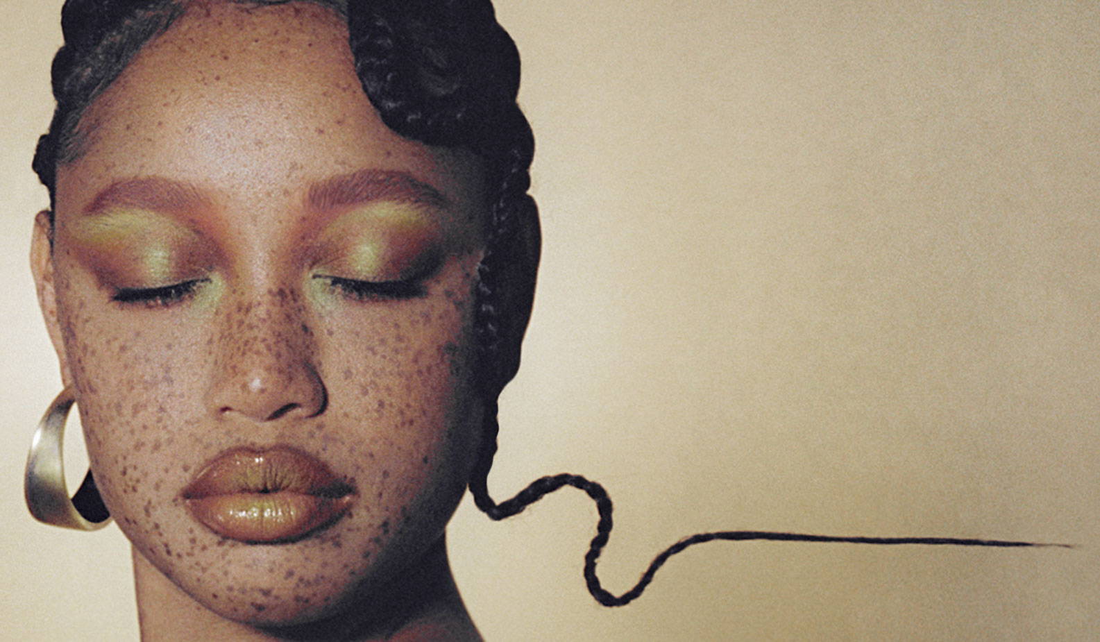 Artist in Residency: Raoúl Alejandre’s Sheer & Sultry Play On Color